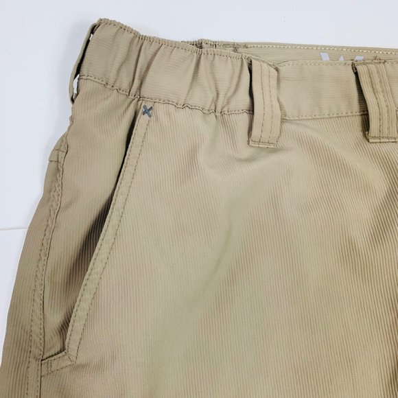 Wrangler Performance Cargo Shorts Sz 44 Zip Pockets Elastic Outdoor Utility Work - Picture 4 of 12